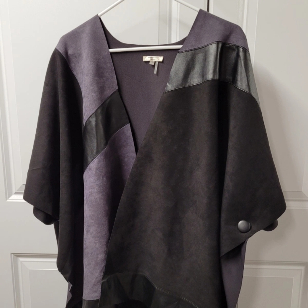 Essentials Sioni Poncho Women's Size: S/M